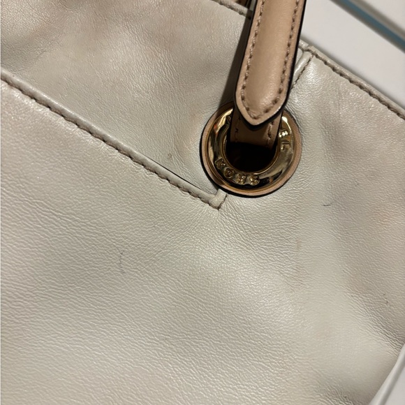 Michael Kors Tan and Cream Tote Bag - Picture 2 of 12